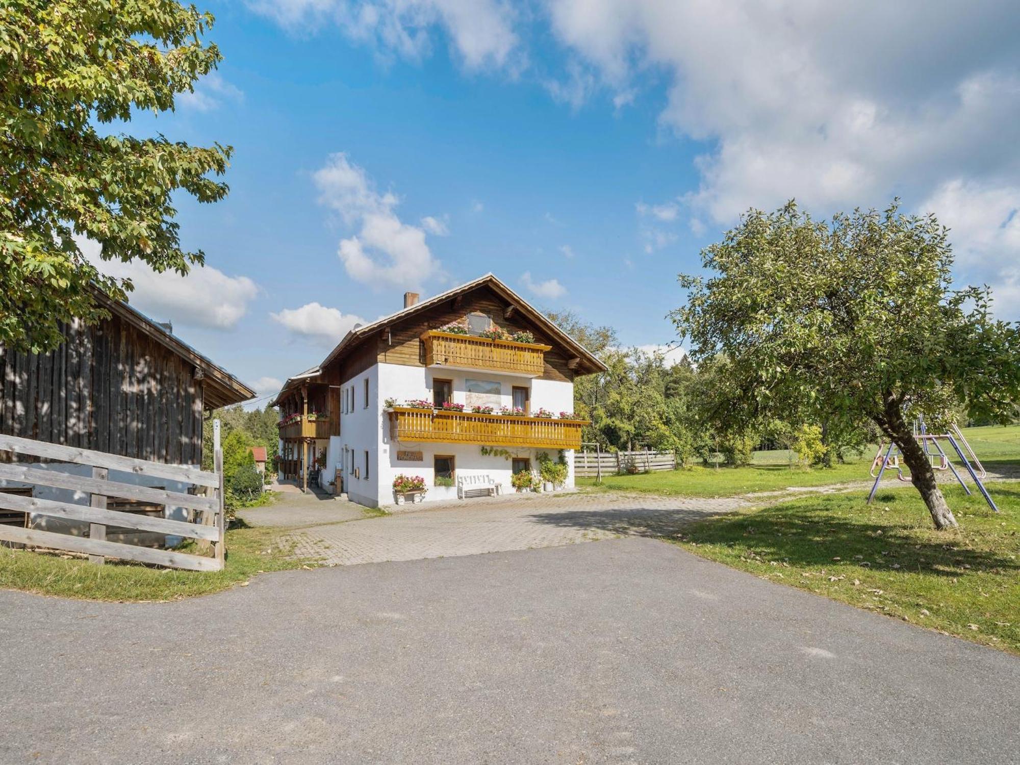 Farmhouse apartment in Neukirchen near Heiligen Blut Neukirchen beim Heiligen Blut Exterior foto